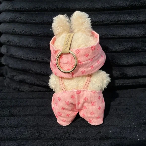 Labubu outfit - Picture 3 of 5